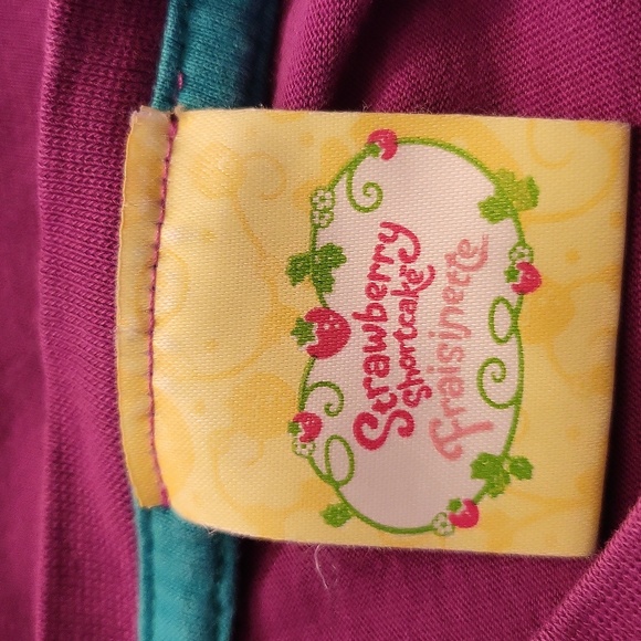 Strawberry Shortcake "Berry Sweet" purple long sleeved tee shirt - Picture 2 of 5